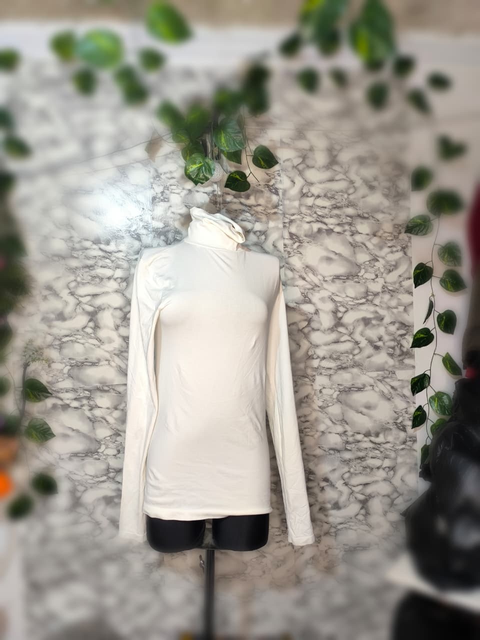 Blusa Romántica Nido de Abeja Mangas Campana – SAMARA