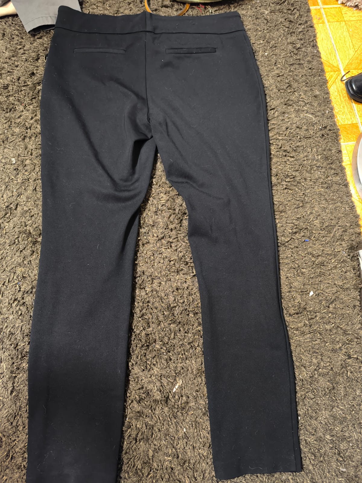Pantalón de Vestir Regular Fit Negro – Dalia Talla 14