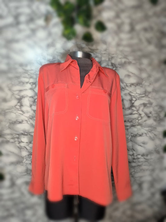 Camisa Fluida Salmón Coral con Bolsillos – Cathy Che