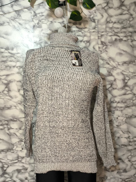 Suéter de Cuello Alto Tortuga en Hilo Melange Gris y Negro – Densatil