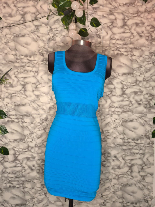 Vestido Corto Bandage Azul Turquesa Tejido Acanalado Escote Redondo Tirantes Anchos Talla S