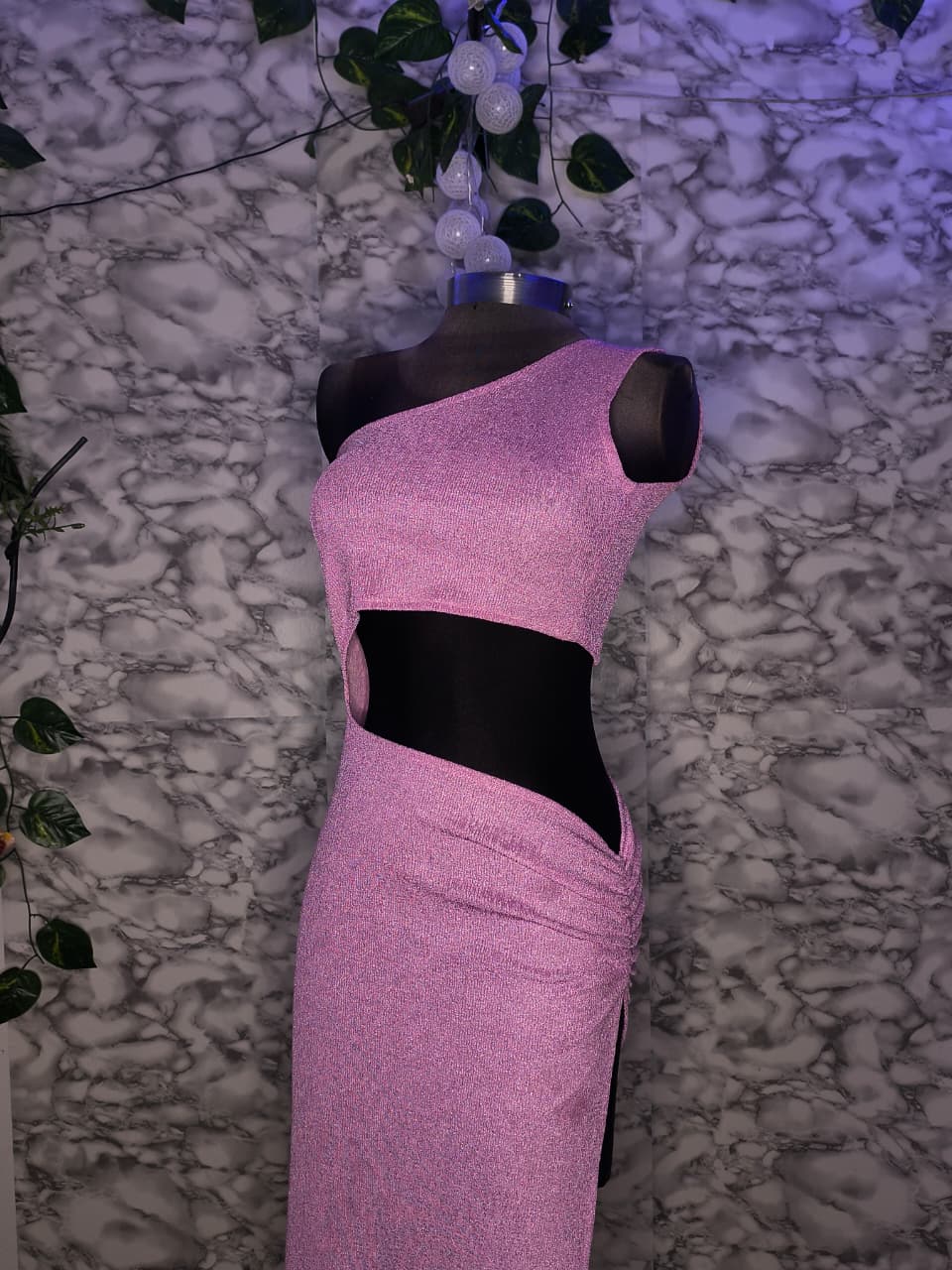 Vestido Fiesta Metálico Rosa Lila Un Hombro Cut-Out Drapeado Talla S